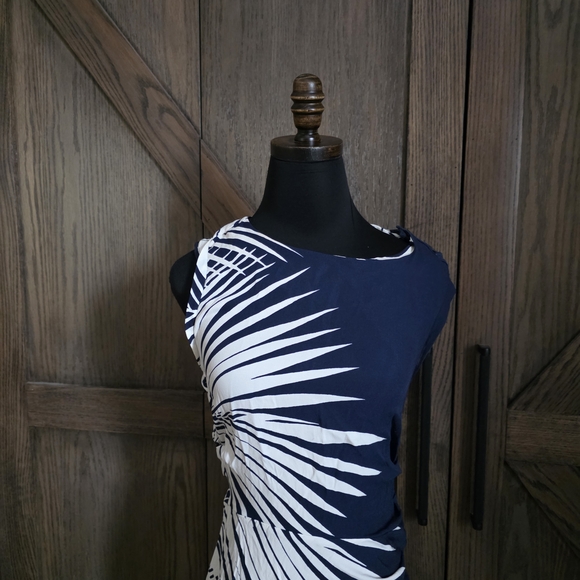 Veronica Beard Austyn Palm Midi Dress - Picture 2 of 7